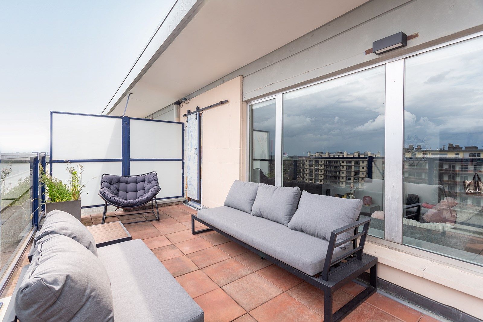 Hoofdfoto van de publicatie: Dakappartement with a view 