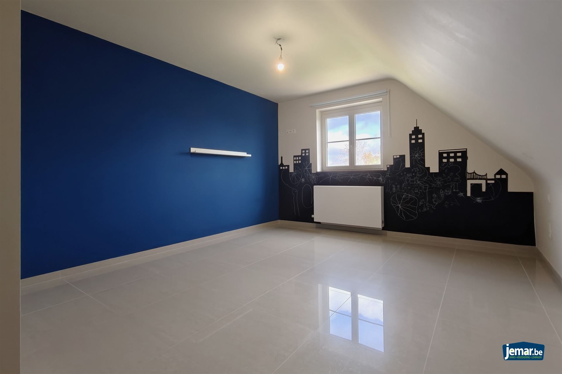 Ruime duplex (197m²) in een residentiële woonwijk te Munsterbilzen foto 12