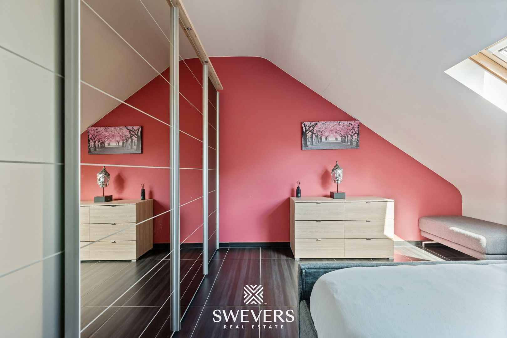 Ruim appartement van 134m² met groot terras te Zonhoven foto 21