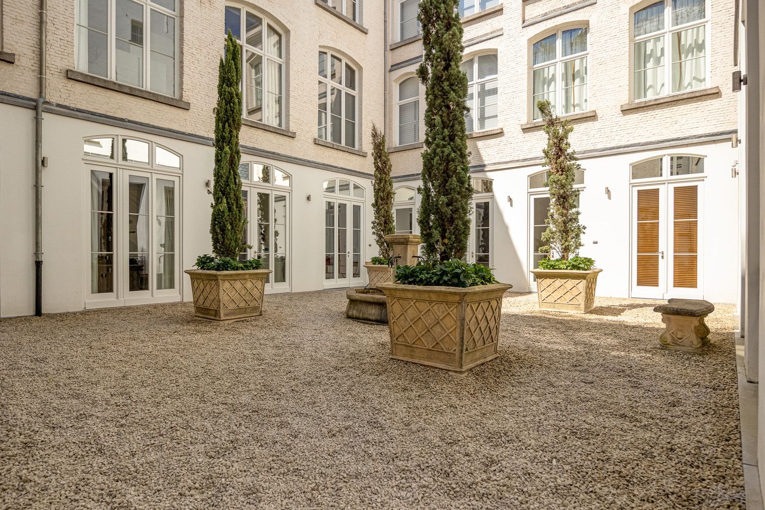 Unieke en energiezuinige stadsvilla (224m²) met fantastisch zonneterras in het hart van historisch Antwerpen – luxe, rust en boordevol karakter! foto 39