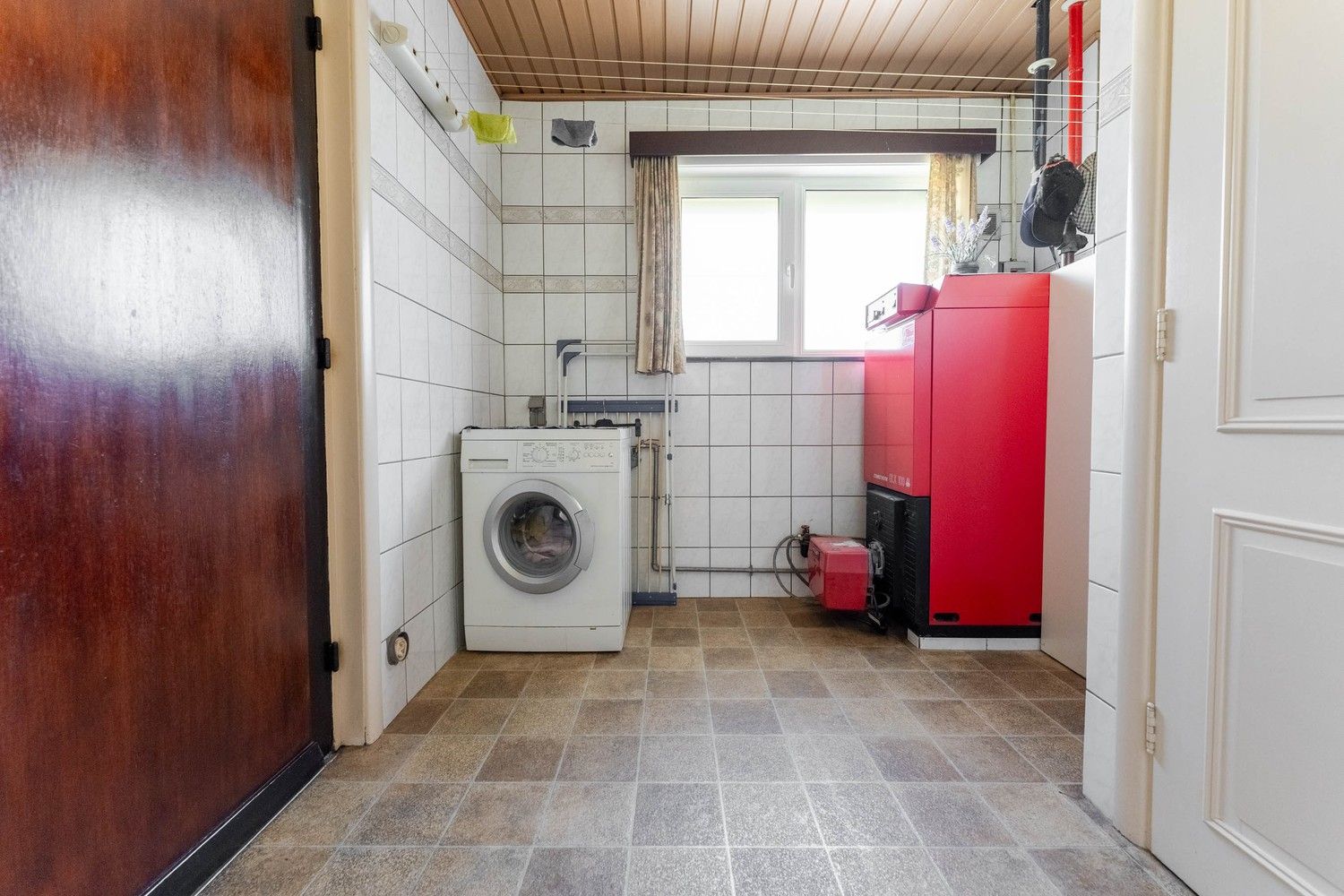 Landelijk gelegen vrijstaande woning op 12a 38ca nabij de Nederlandse grens! foto 20