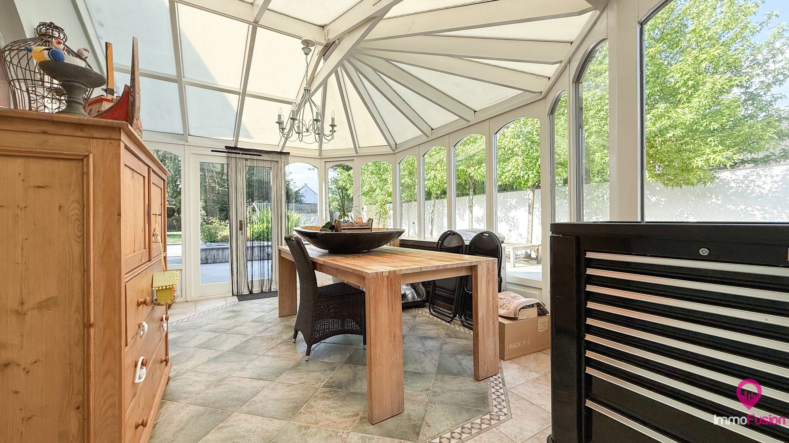 Instapklare woning met 4 slpks, 3 badkamers en mooie tuin! foto 10