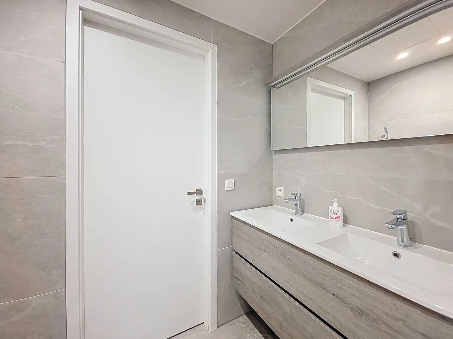 luxueus duplexappartement met 2 terrassen foto 11