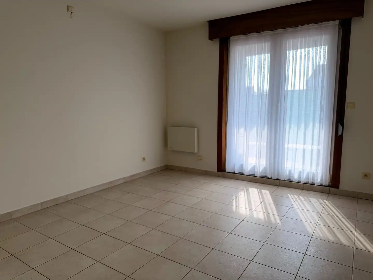 Gelijkvloers appartement met autostaanplaats te Haasdonk foto 8