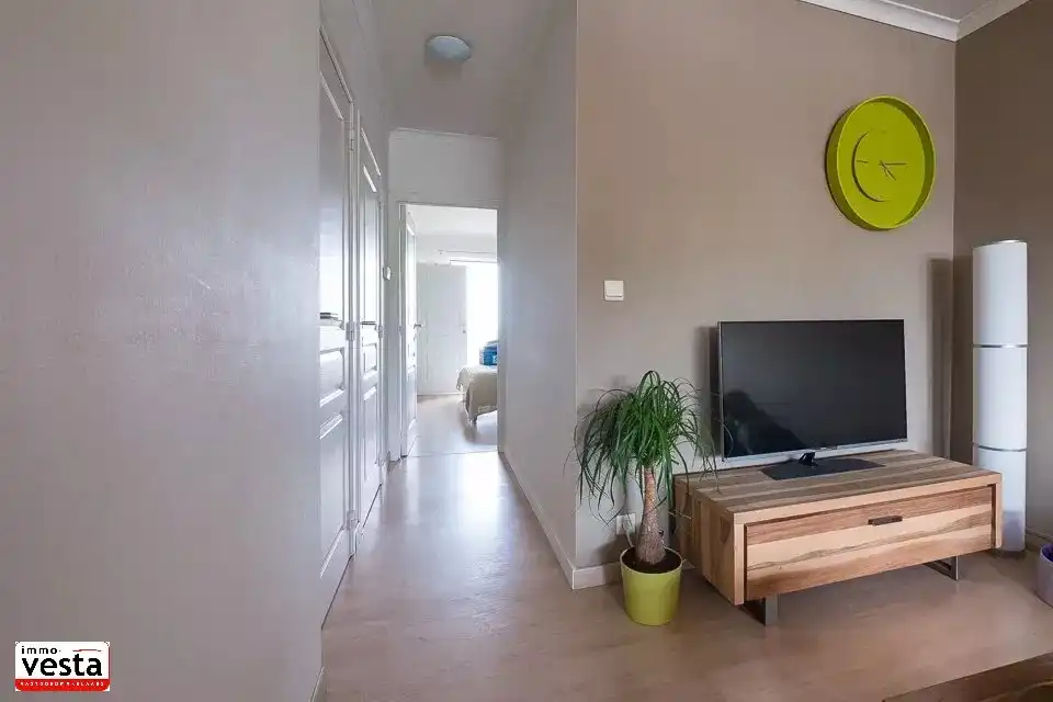 Eénslaapkamerappartement in centrum Sint-Truiden foto 9