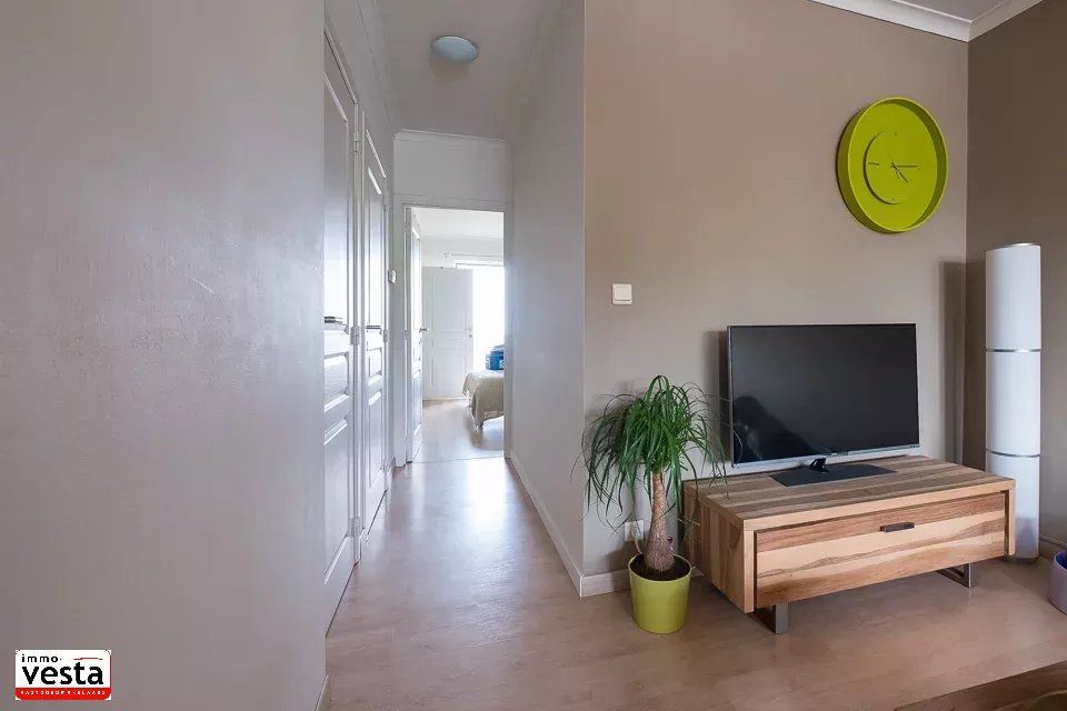 Eénslaapkamerappartement in centrum Sint-Truiden foto 9