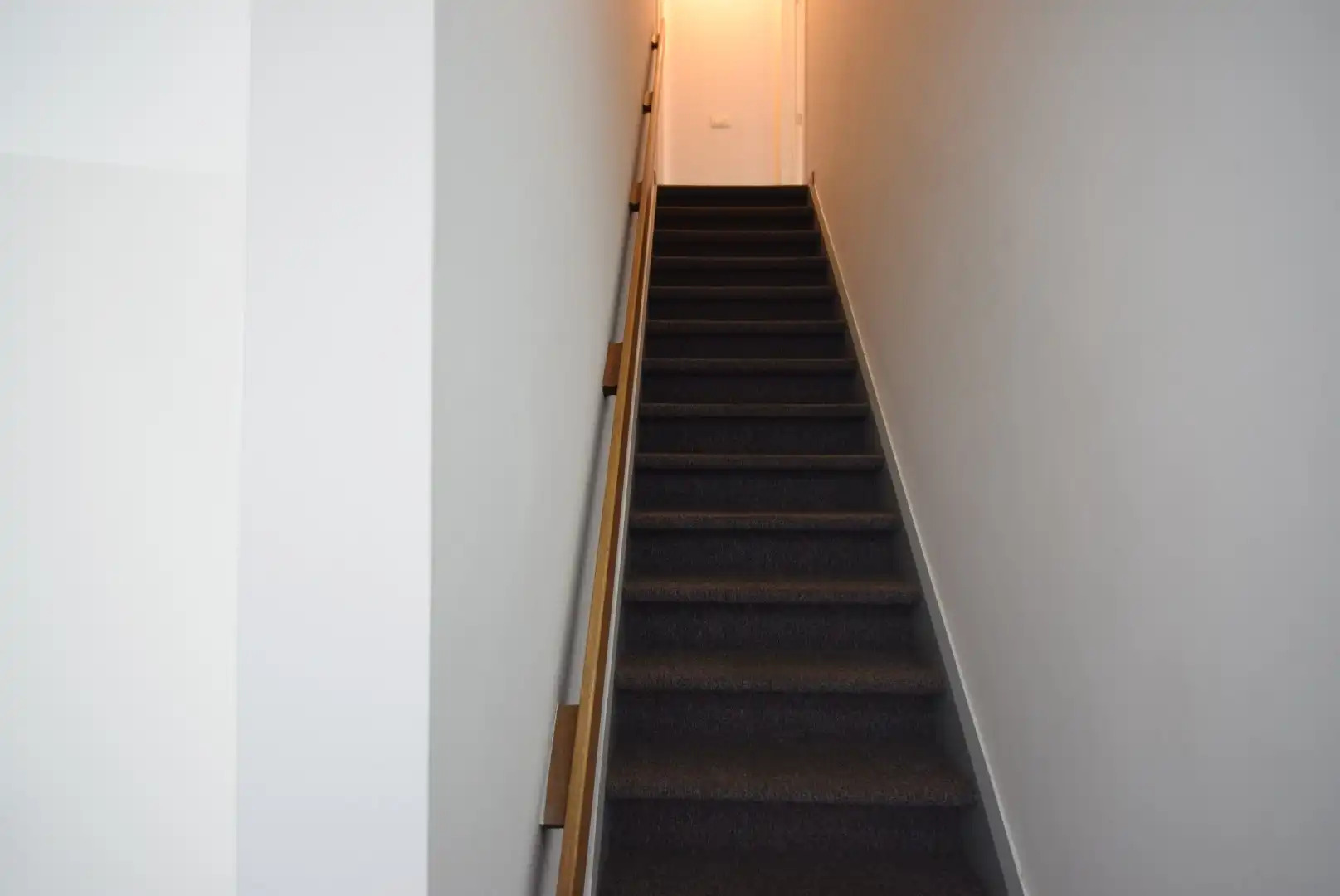 VOLLEDIG GERENOVEREERDE WONING foto 16