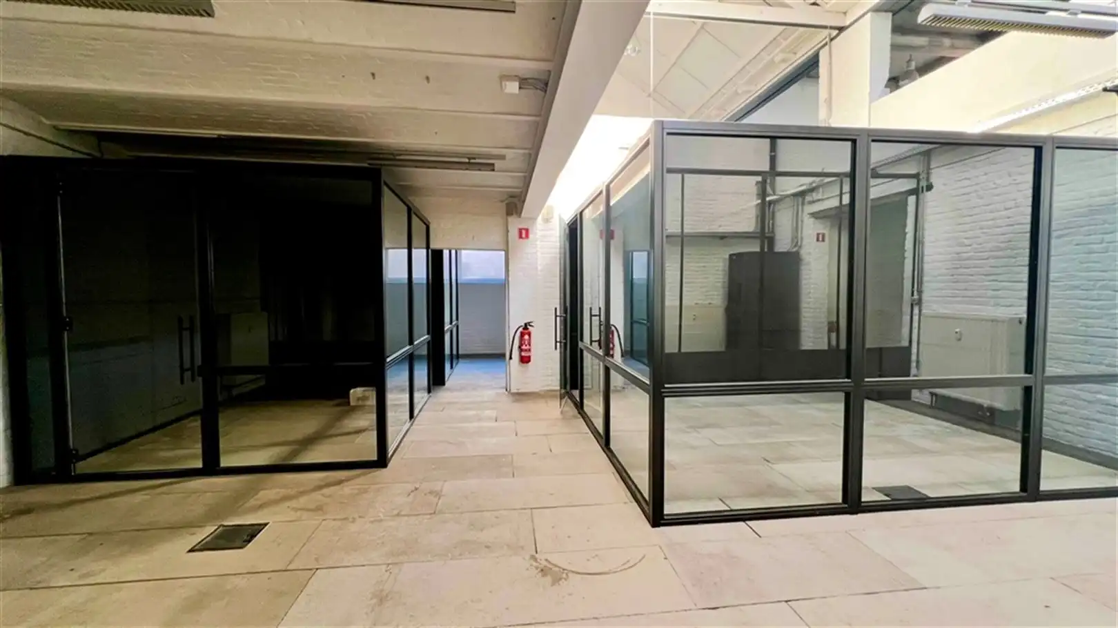 Loftkantoor/Atelier/Showroom in Drongen foto 9