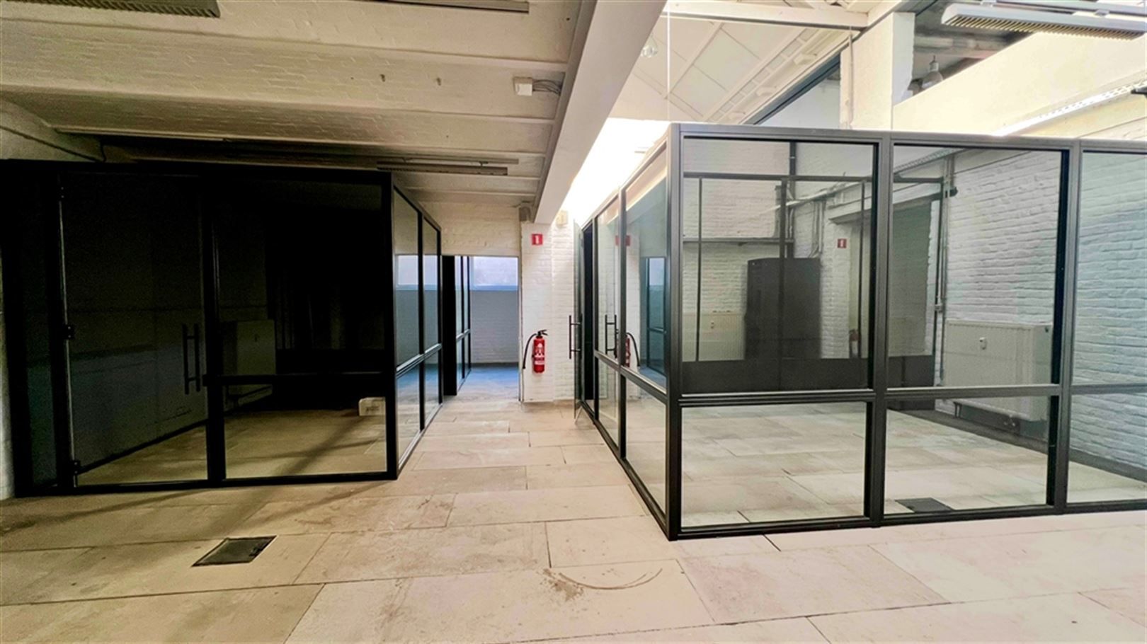 Loftkantoor/Atelier/Showroom in Drongen foto 9