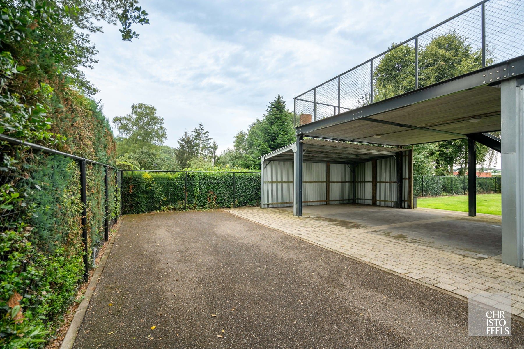 TE HUUR - Penthouse (186 m²) met privé tuin en terras in Zutendaal! foto 16