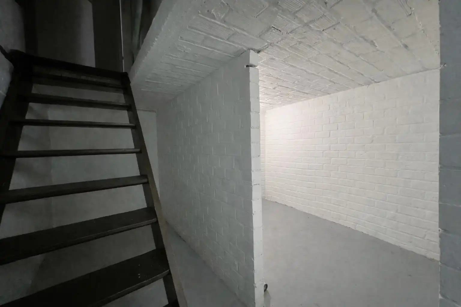 🏡 Halfopen woning met ruime tuin en garage te huur in Lievegem foto 10