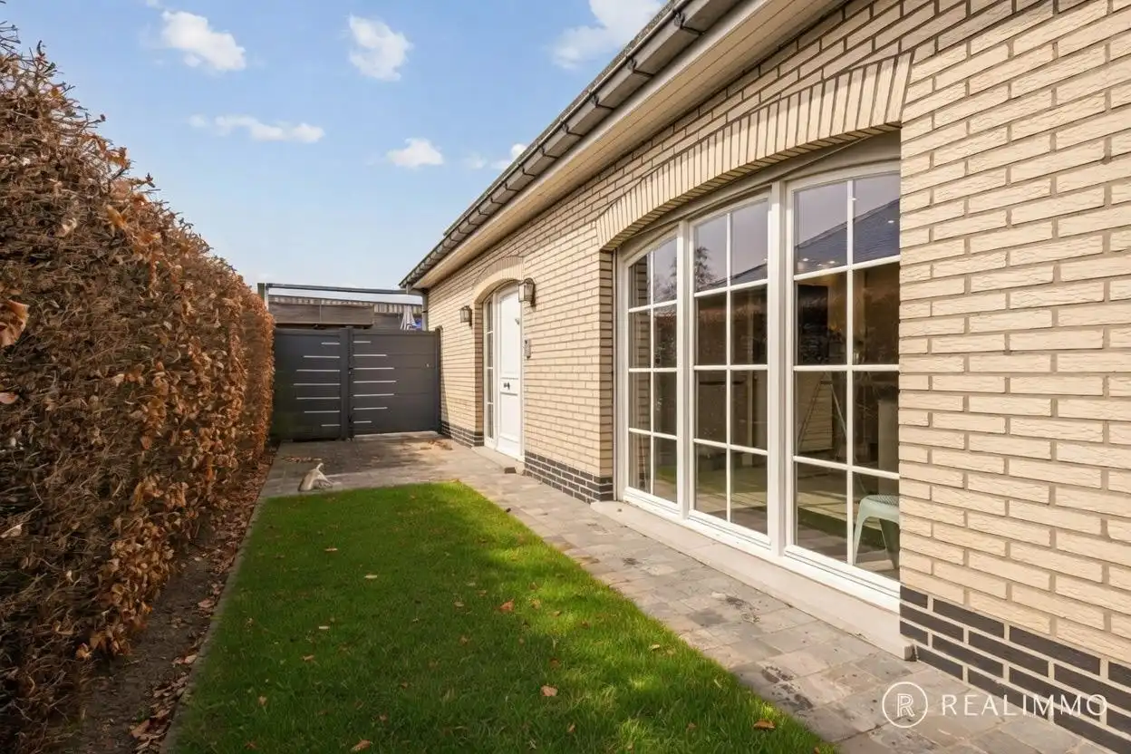 Pure luxe en ruimte op topligging in Waregem foto 29