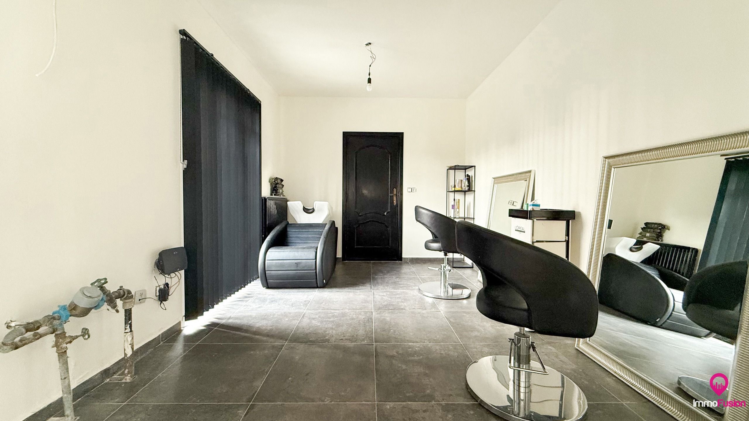 Goed gelegen landelijke villa met 12are grond op toplocatie! foto 31