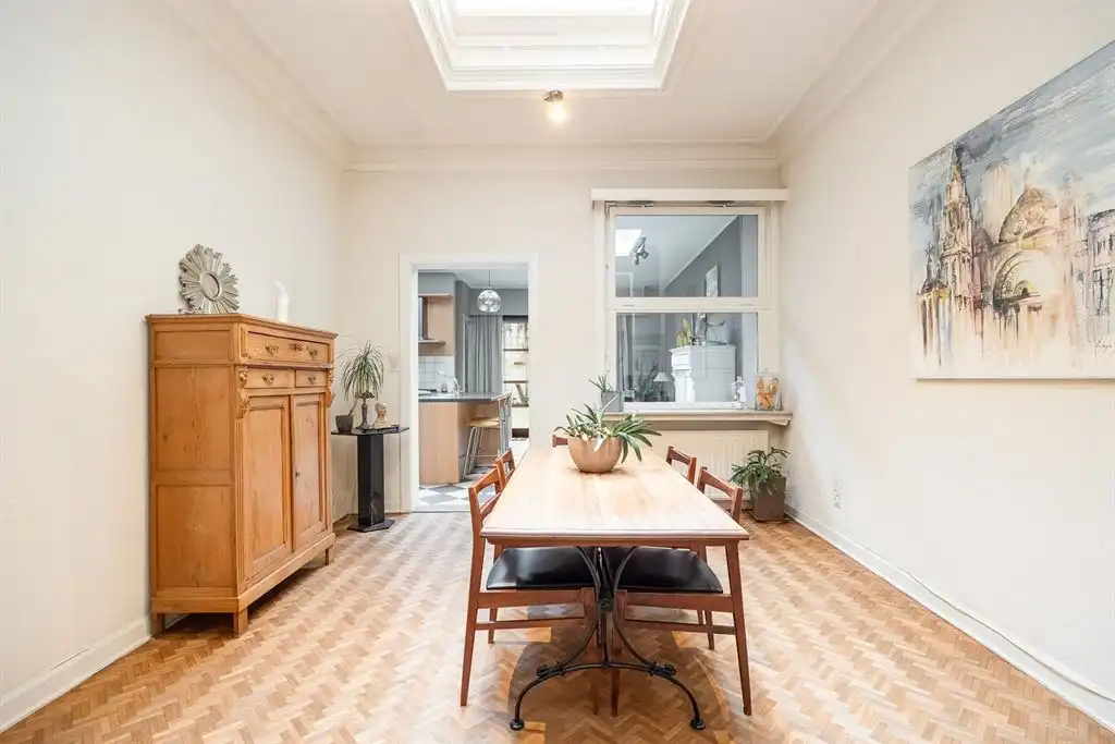 Charmant herenhuis met 4 slaapkamers foto 6