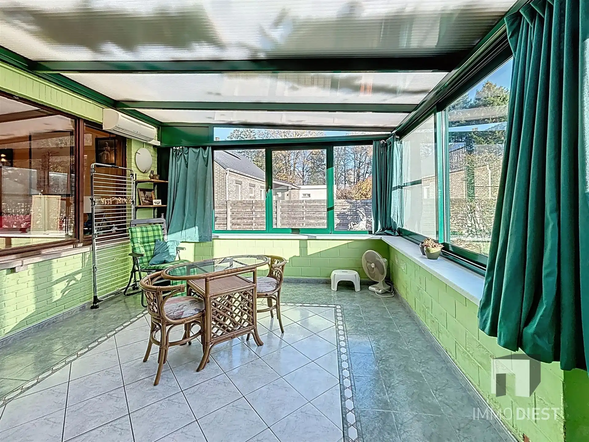 Gezinswoning op mooie locatie op 8,60are foto 16