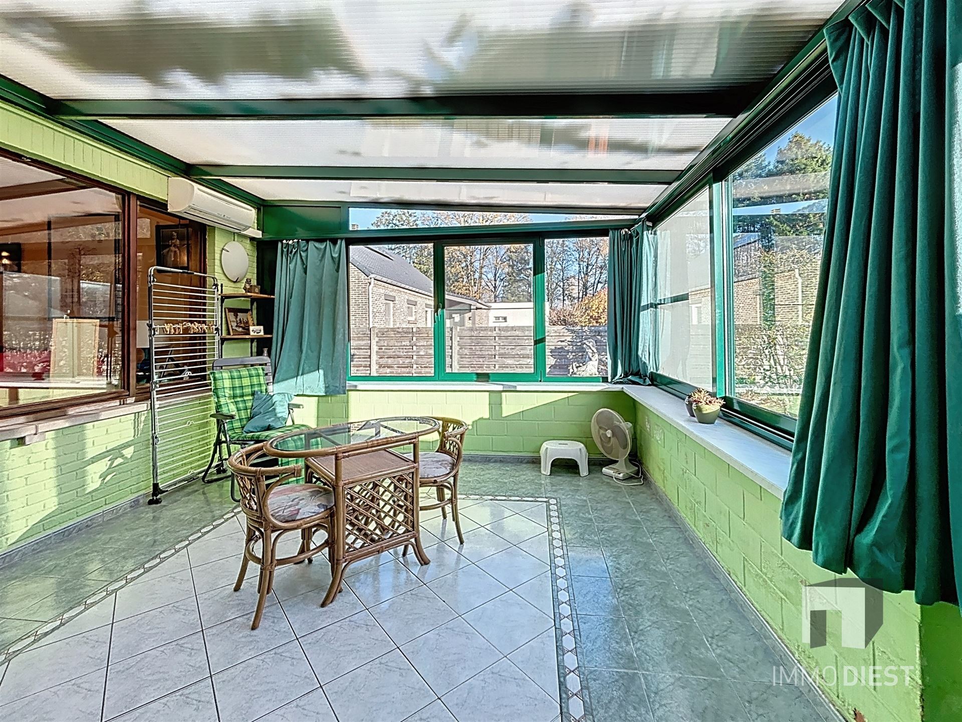 Gezinswoning op mooie locatie op 8,60are foto 16