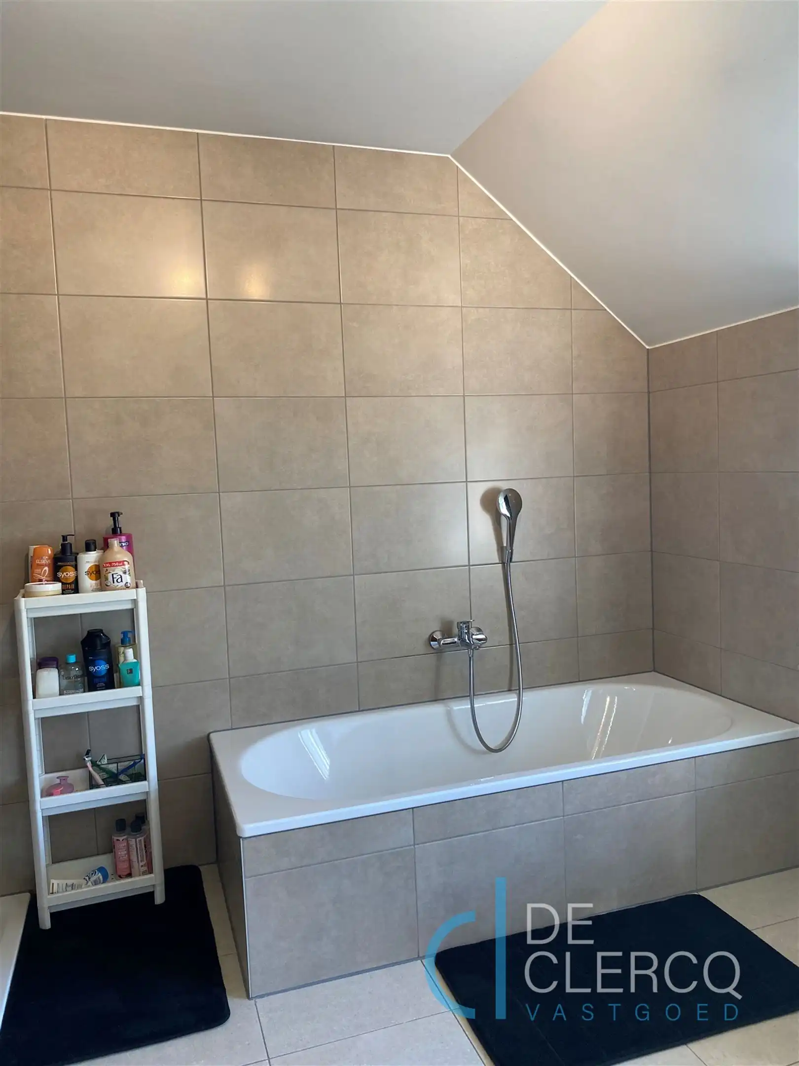 Prachtige villa in pastorijstijl te huur in Lochristi!  foto 17