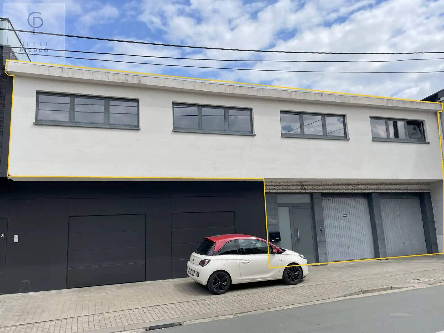 Prachtig nieuwbouwappartement met 2 garages foto 7