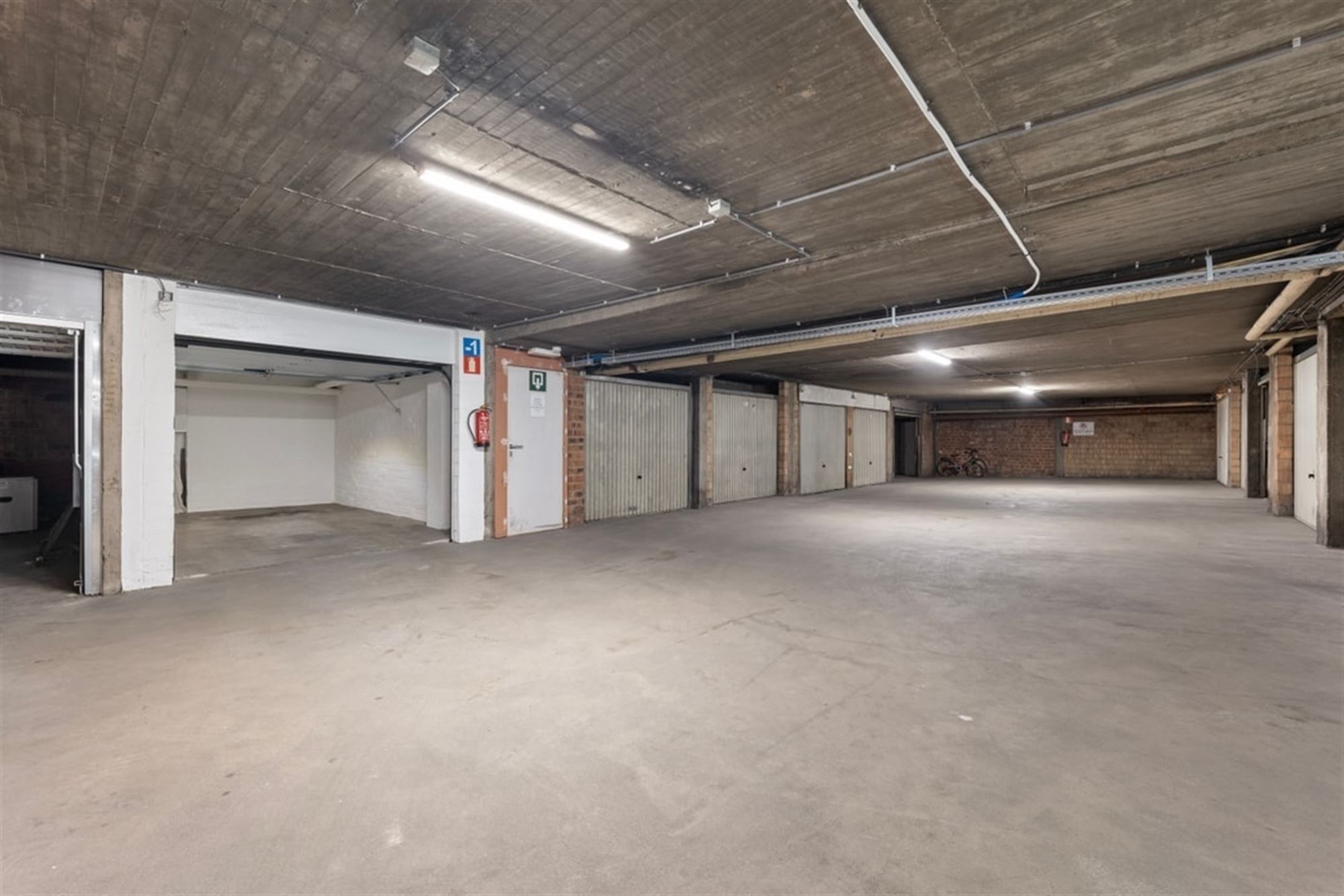 KNAPPE PENTHOUSE MET GARAGEBOX IN HET CENTRUM VAN SINT-TRUIDEN foto 20