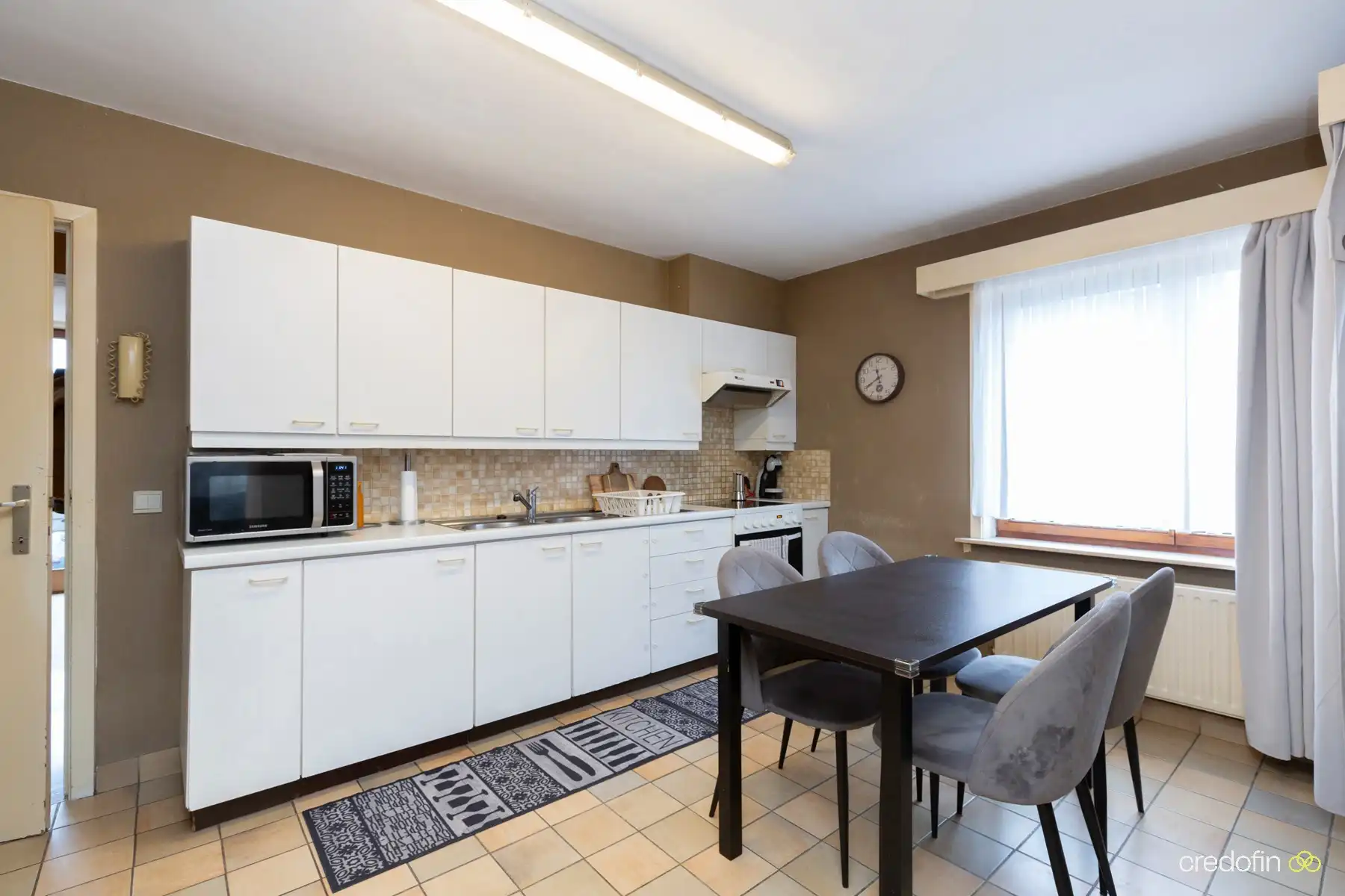 Handelszaak met duplex appartement in centrum Sleidinge foto 12