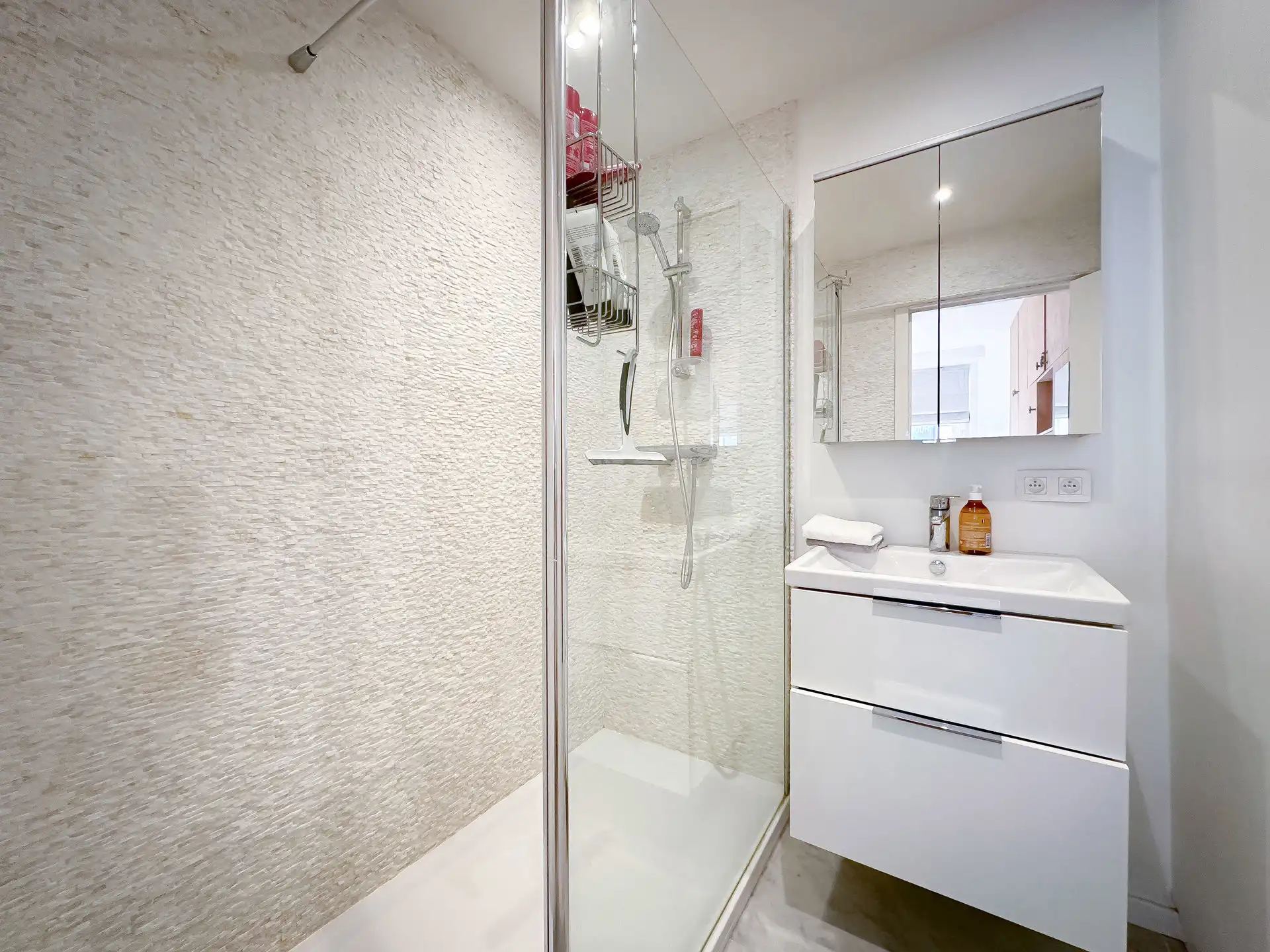 Zonovergoten hoekappartement, gelegen op de Kustlaan... foto 14