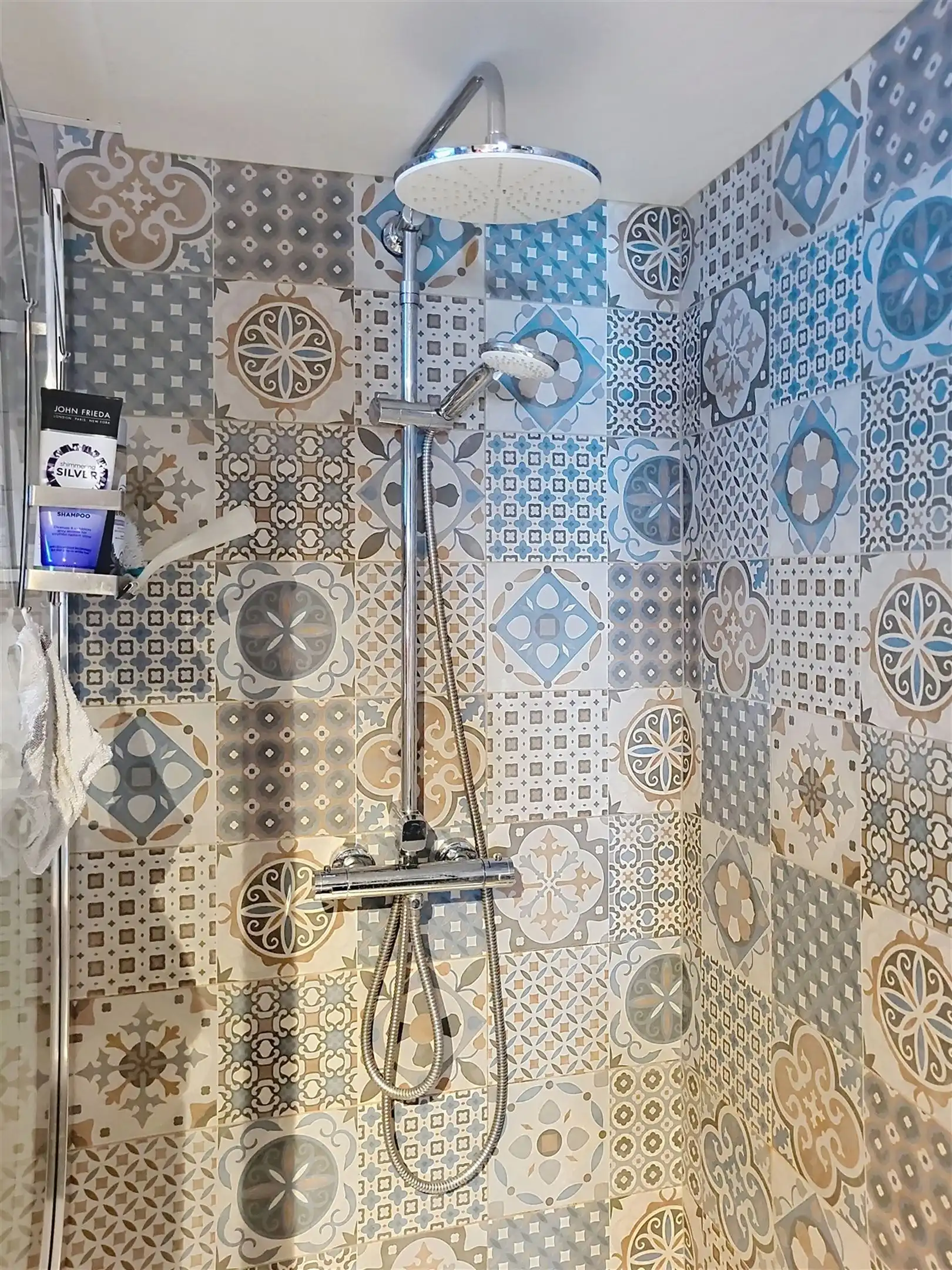 woning met 4 slaapkamers en eigen staanplaats ! foto 7