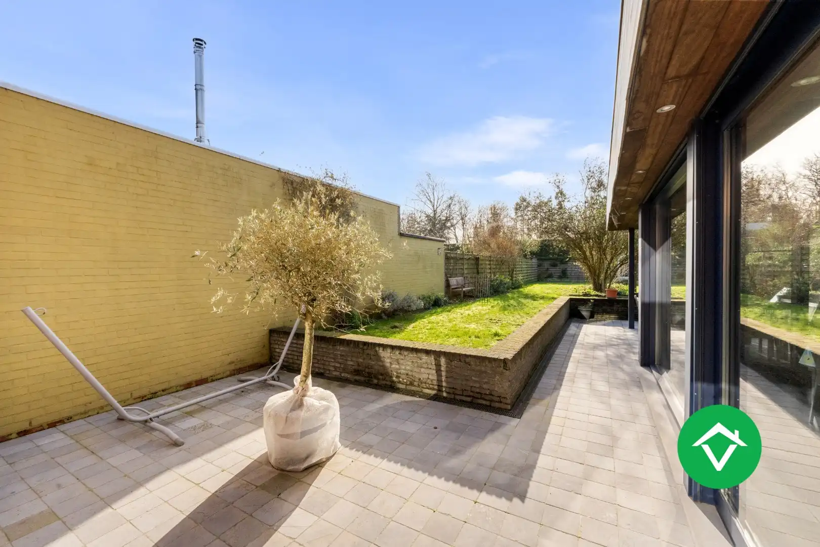 Instapklare woning met 4 slaapkamers en garage te Koekelare foto 15