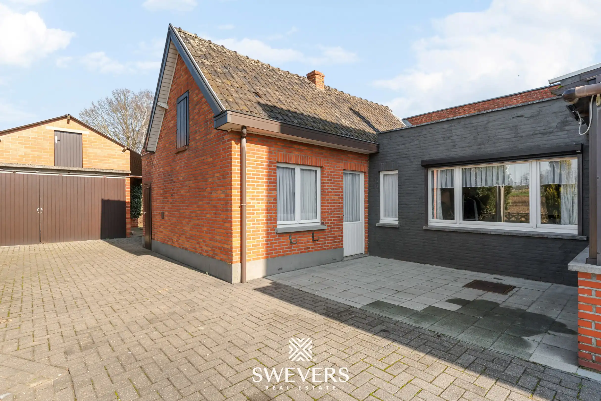 Te renoveren woning met 4 slaapkamers, grote tuin en omliggende velden op rustige ligging nabij centrum Diepenbeek foto 38