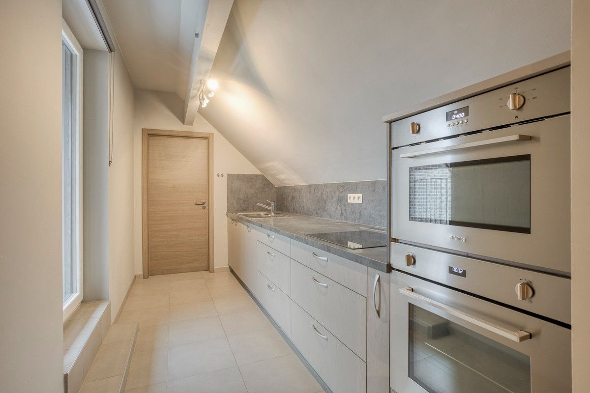 Zeer ruime villa van ca. 475m² - 6 kamers - 3 badkamers (mogelijks kangoeroewoning) nabij centrum Overijse foto 24