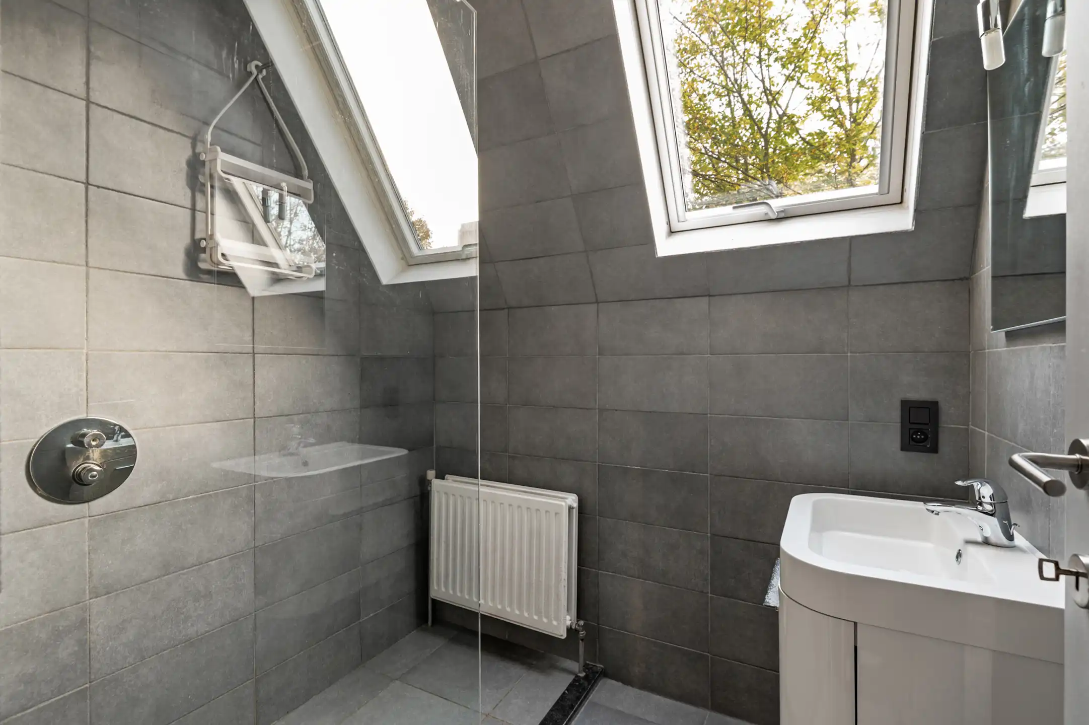 Knap gerenoveerde, energiezuinige woning (open bebouwing) foto 17