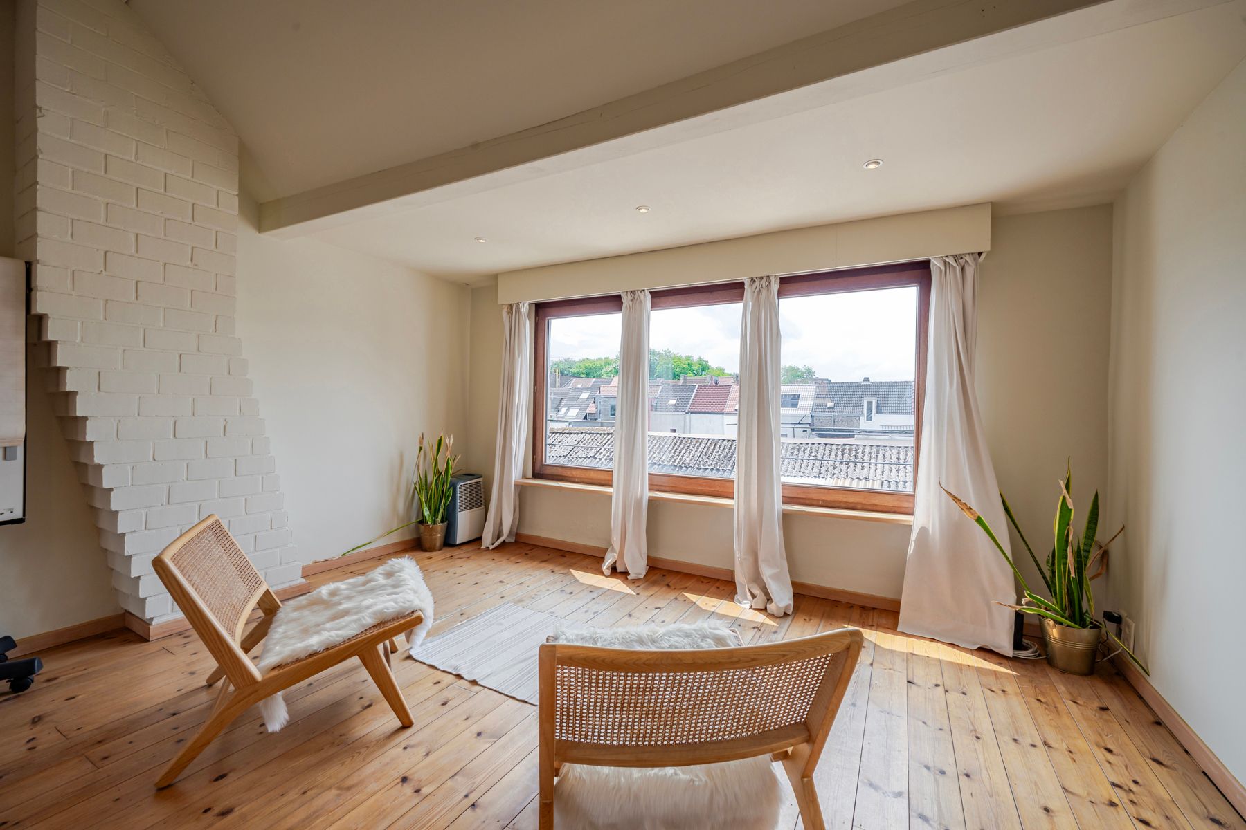 Charmante stadswoning met loods foto 22