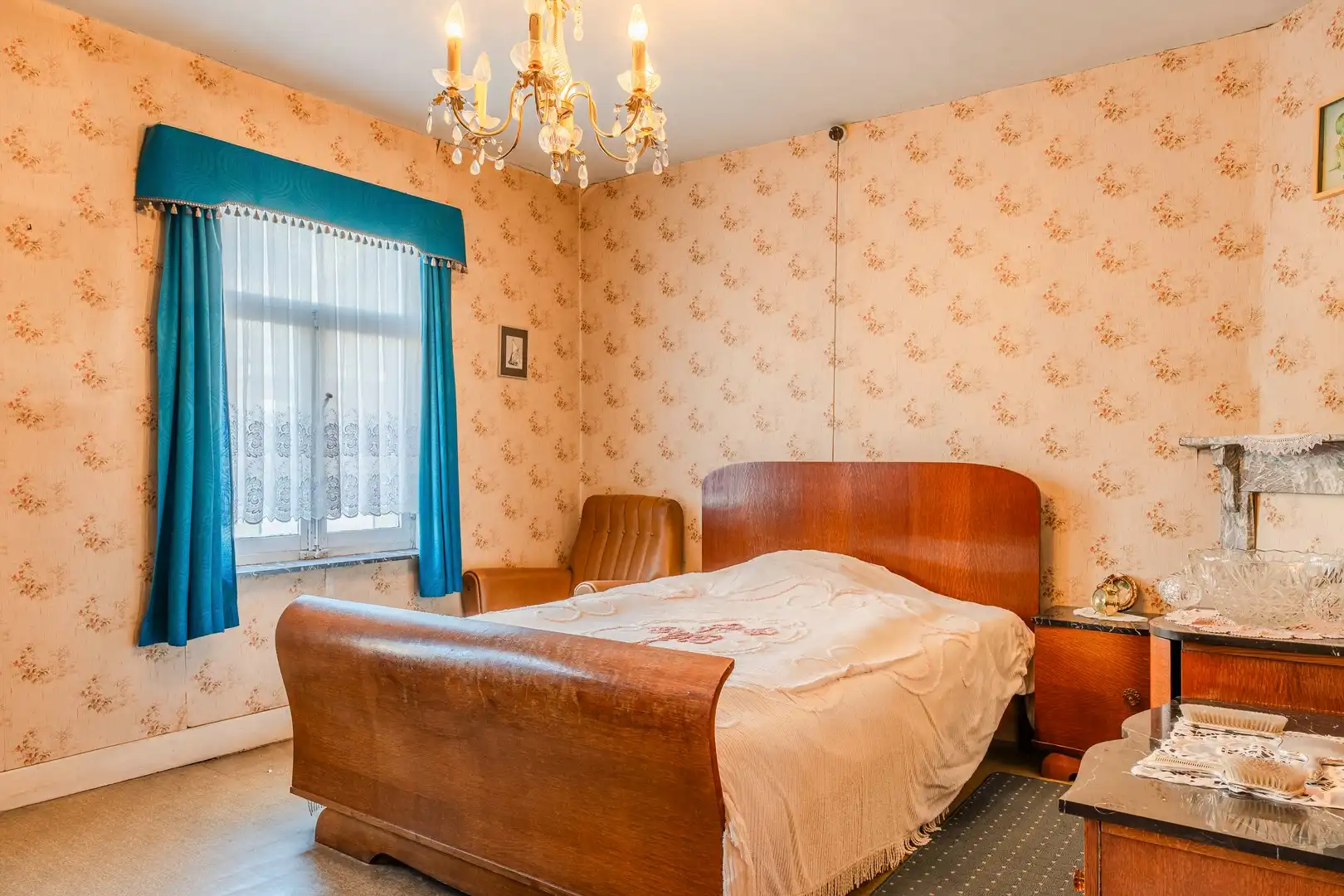 Te renoveren woning met tuin foto 14