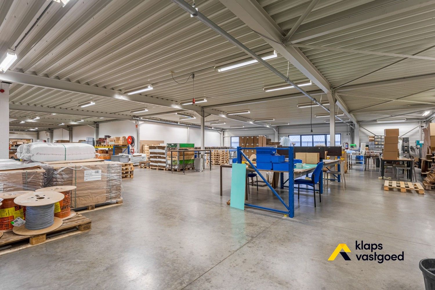 Knappe industriële hal op het bedrijventerrein van Rotem foto 19