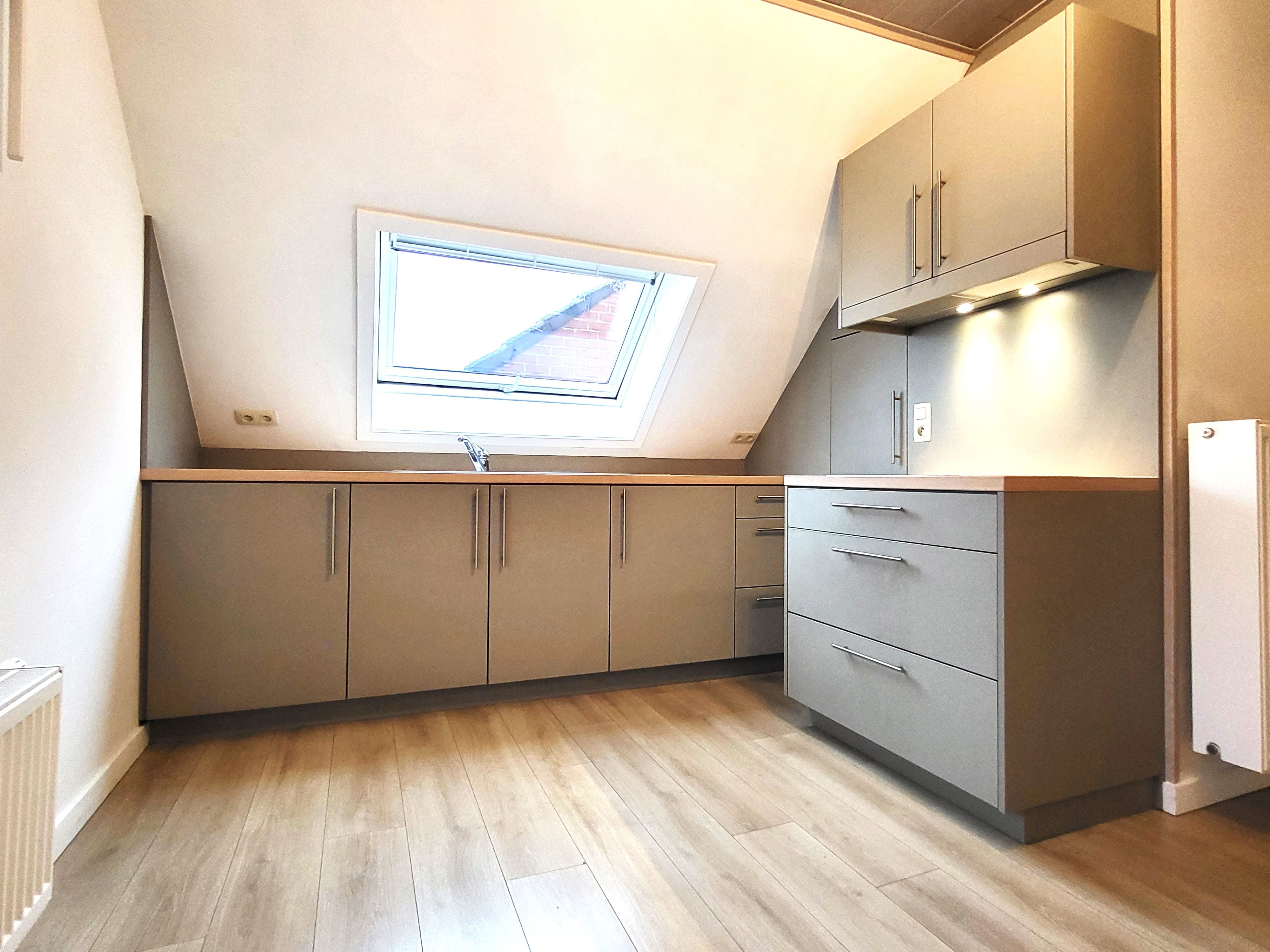 Prachtig appartement van 75m² met staanplaats, gelegen op de 2de verdieping.  foto 10