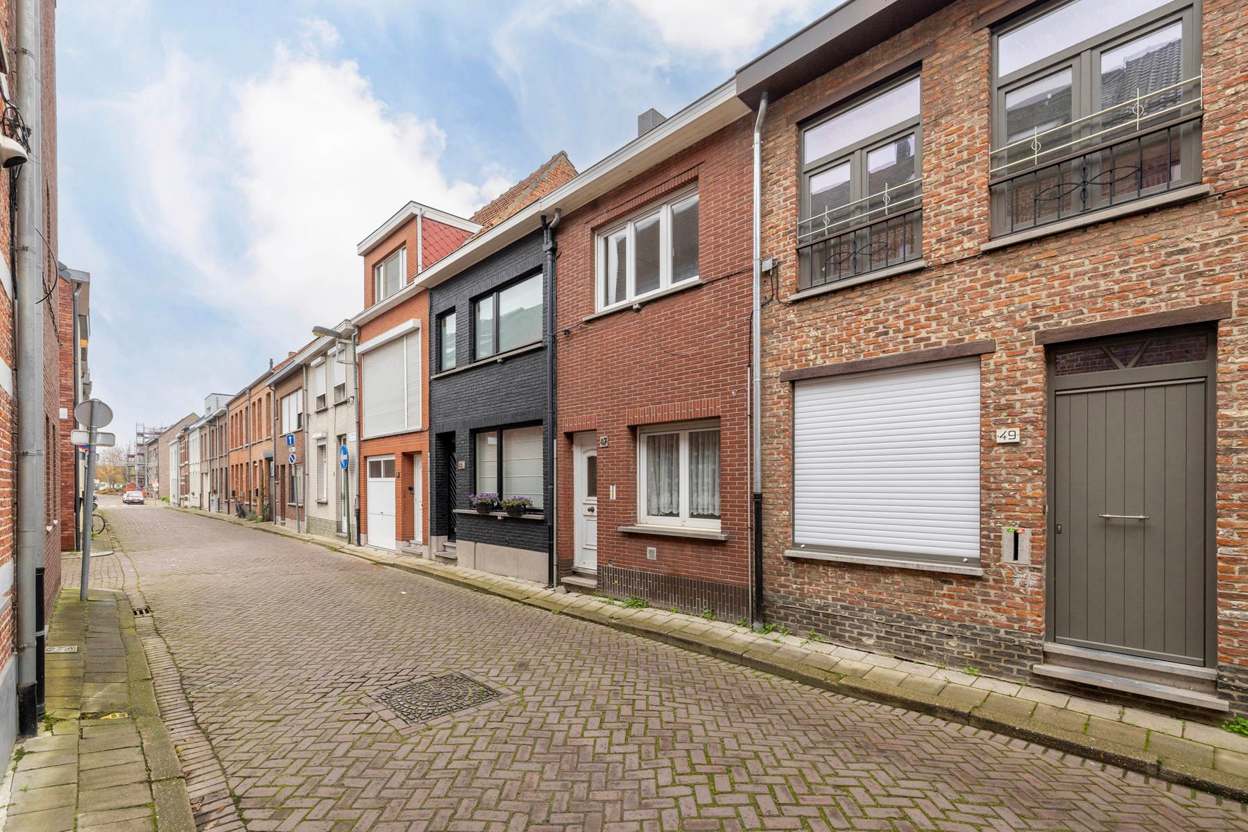 Te renoveren woning op gunstige ligging foto 15