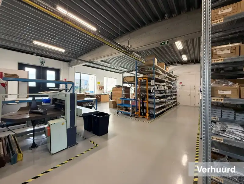 Sint-Niklaas - TE KOOP: Bedrijfsgebouw voor eigen gebruik of investering foto 7