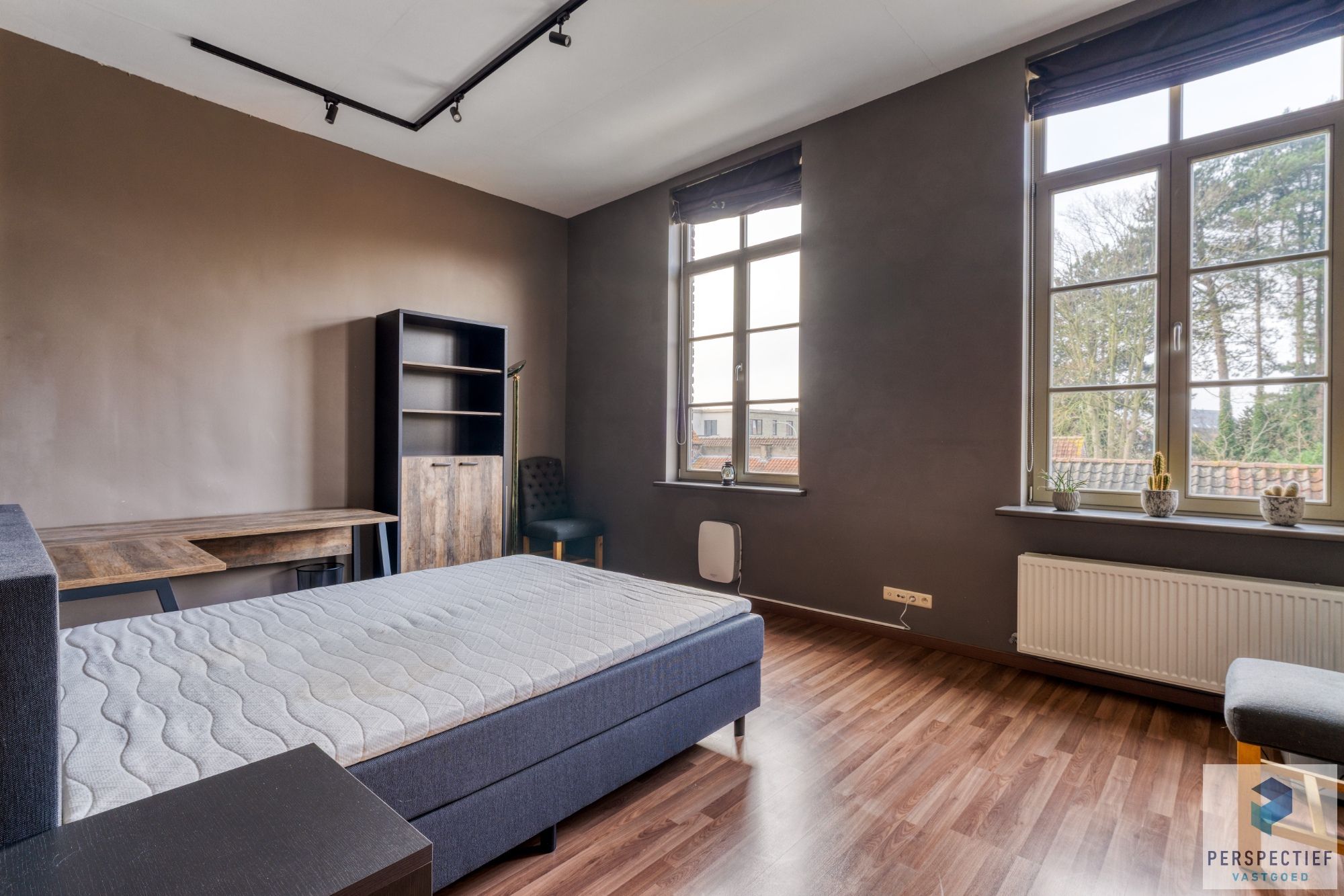 BEZOEKMOMENT ZATERDAG 20/12 VAN 15U TOT 16U30 | Ruime gerenoveerde woning met tuin & 2 privatieve autostaanplaatsen foto 14