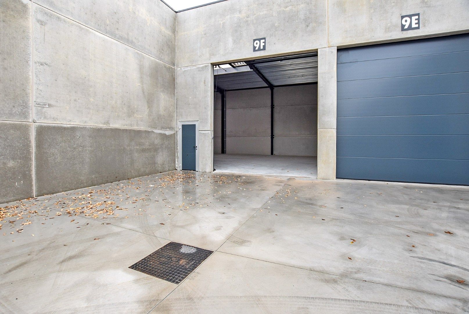 Geïsoleerde nieuwbouwloods 9F (loods 5) (249m²) te huur op een industrie- ambachtzone te Vleteren. foto 8