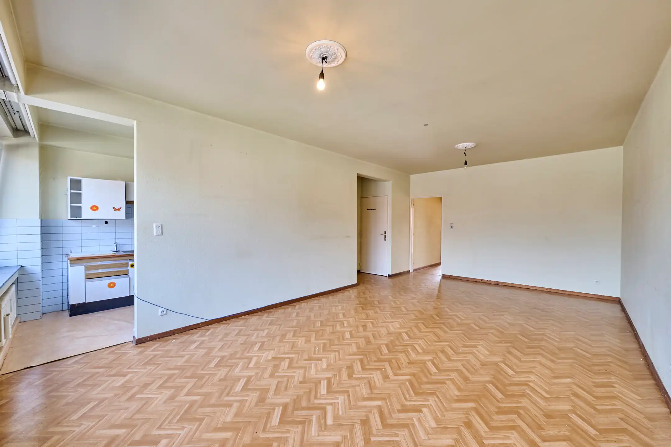 Te koop – Opbrengsteigendom op toplocatie in Genk foto 8