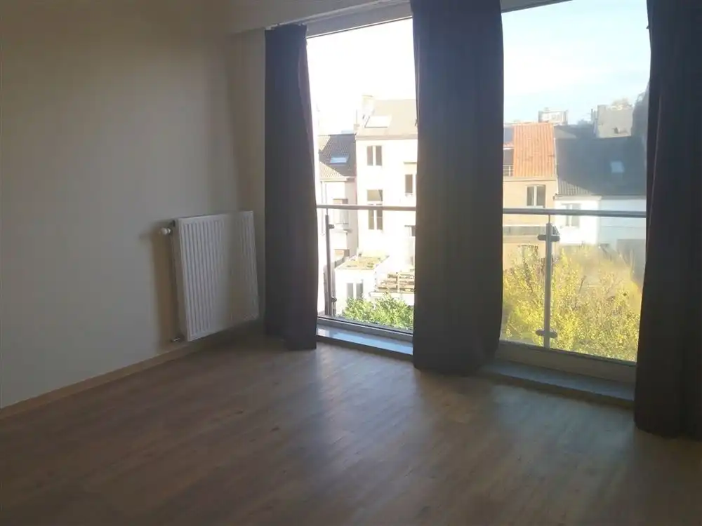 Ruim appartement met terras foto 9