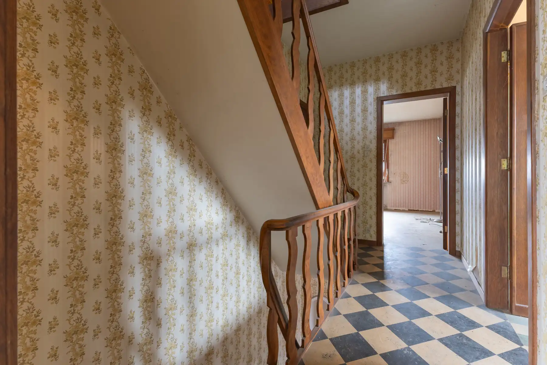 OPTIE Te renoveren woning in centrum van Sint-Pieters-Leeuw foto 19