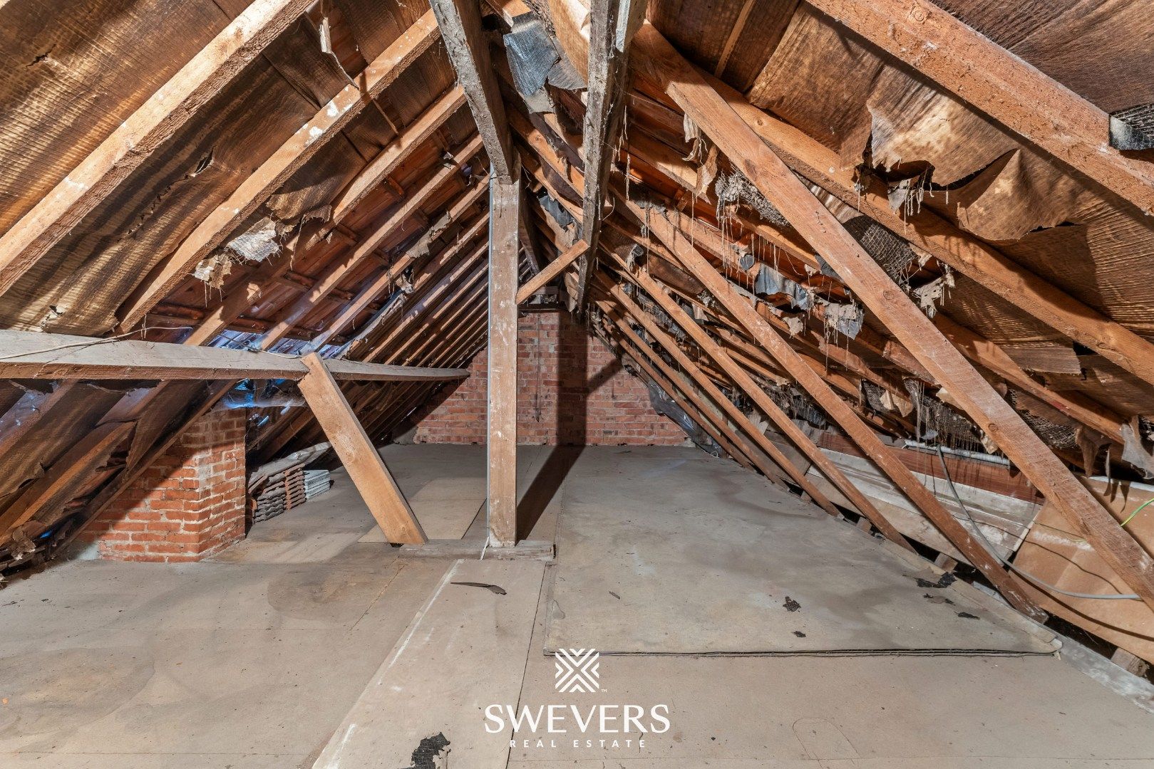 Vrijstaande woning met potentieel en topligging foto 34