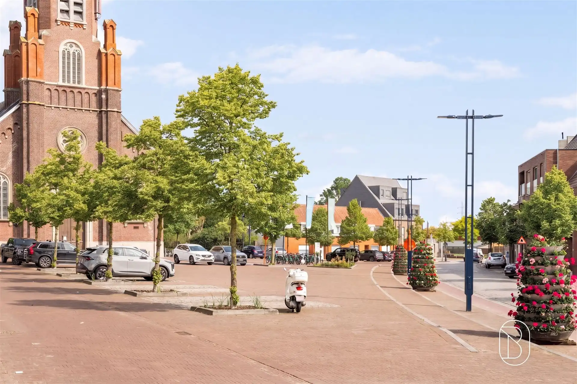 Appartement met terras, mooi zicht en garagebox foto 2