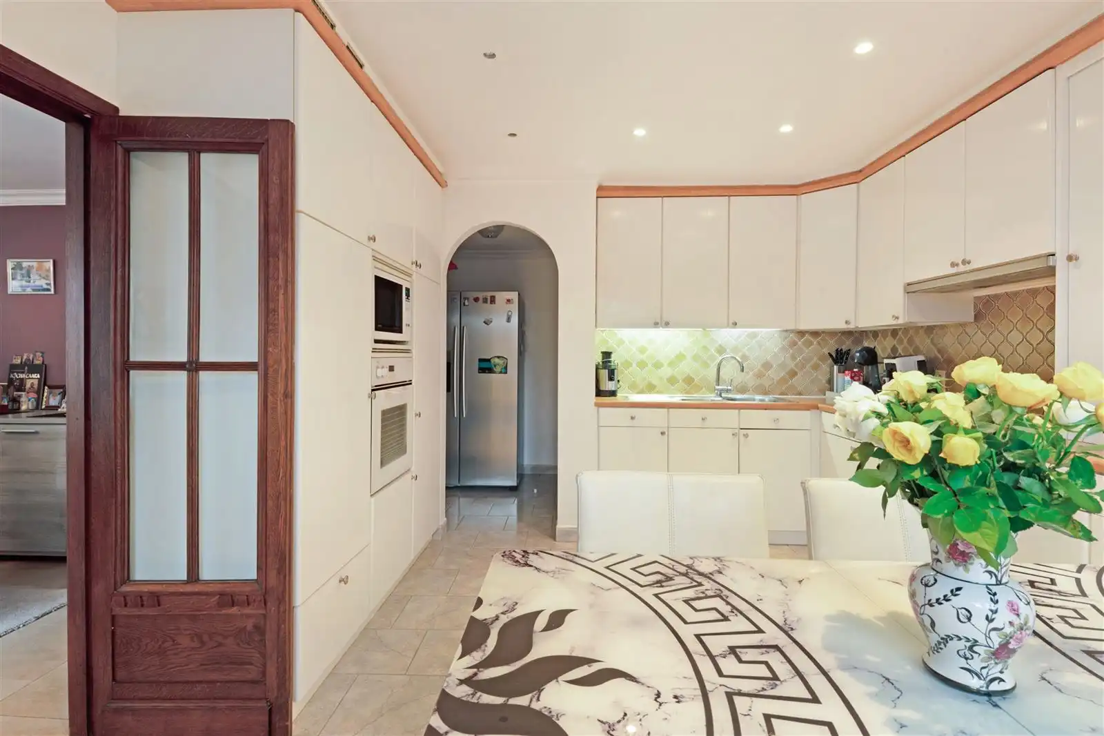 Ruim herenhuis in hartje Aalst foto 6