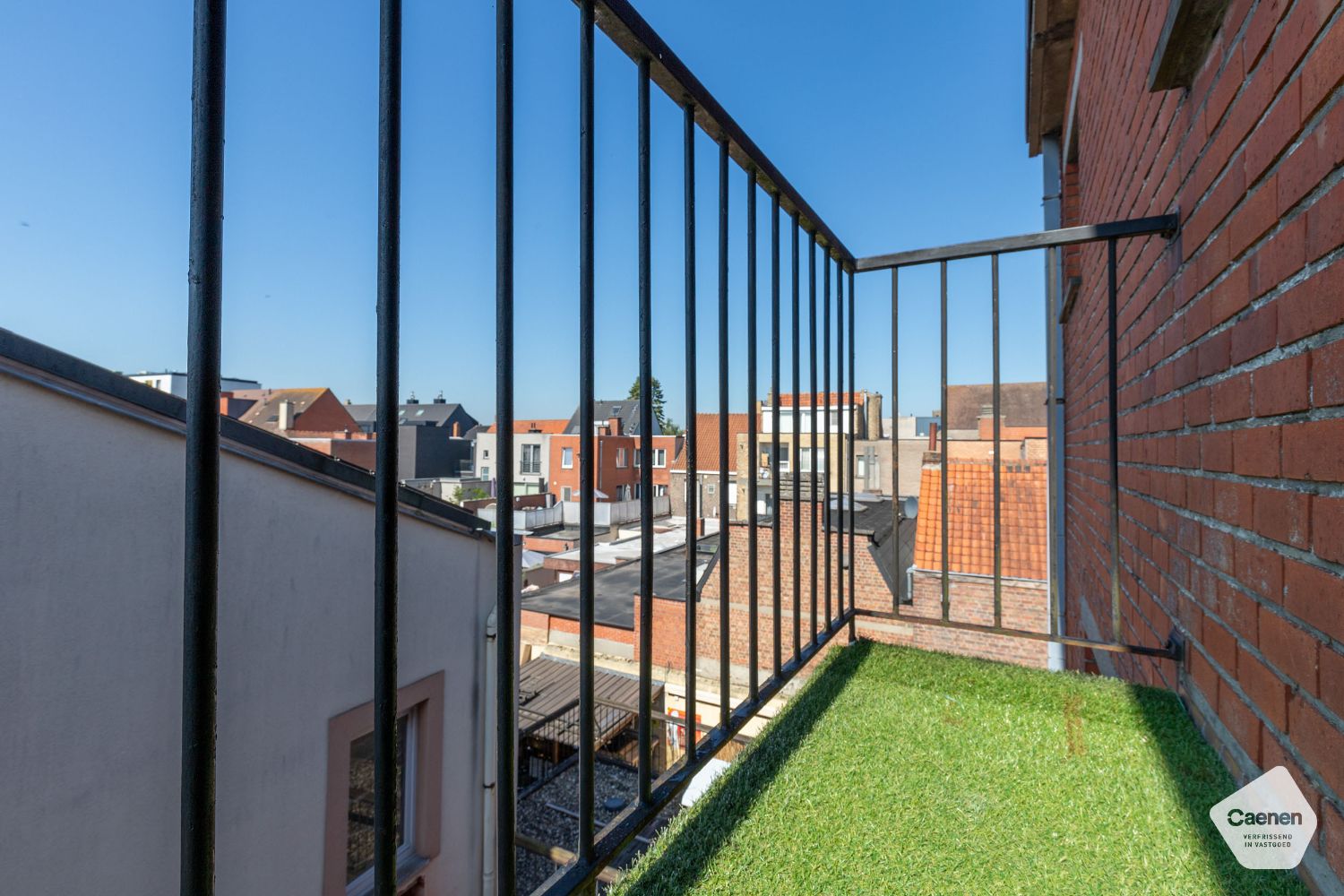STIJLVOL & GERENOVEERD APPARTEMENT in het hartje van OOSTKAMP MET 2 SLAAPKAMERS foto 9