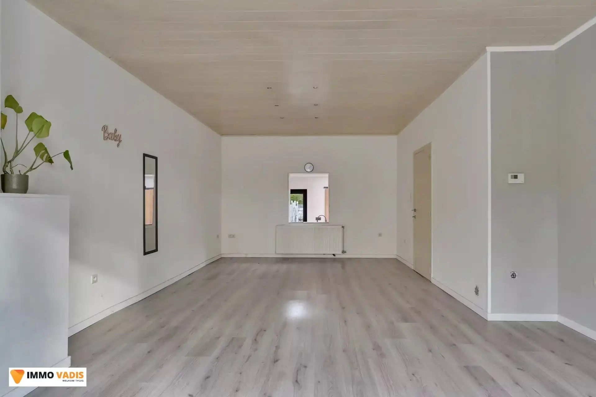 Goed gelegen, gerenoveerde en instapklare woning foto 4