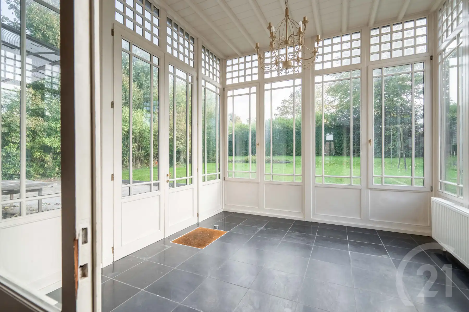 Elegante herenwoning met 6–7 slaapkamers foto 6