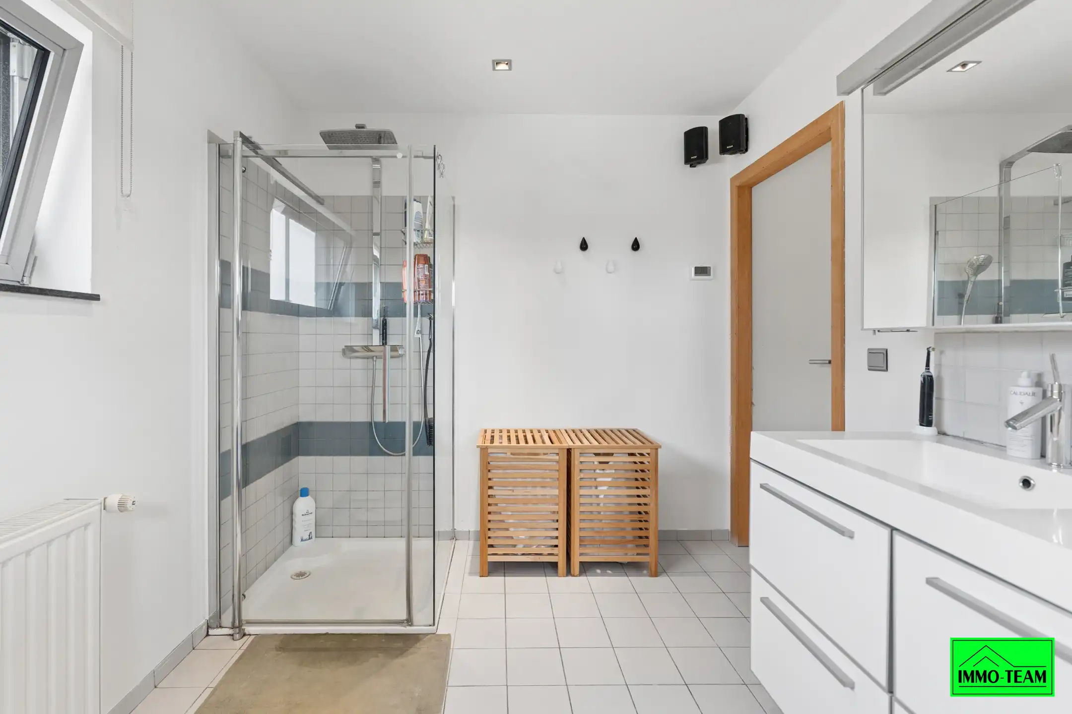 Ruime, energiezuinige villa in groene en rustige omgeving  foto 18