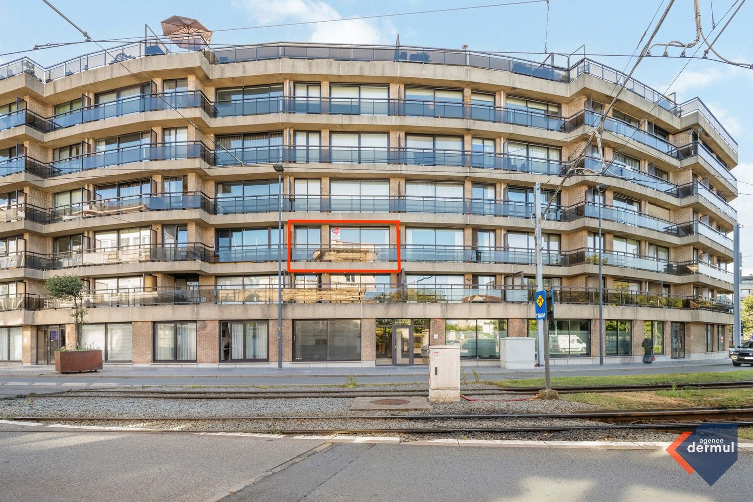 RESIDENTIE SILVER BEACH foto {{pictureIndex}}