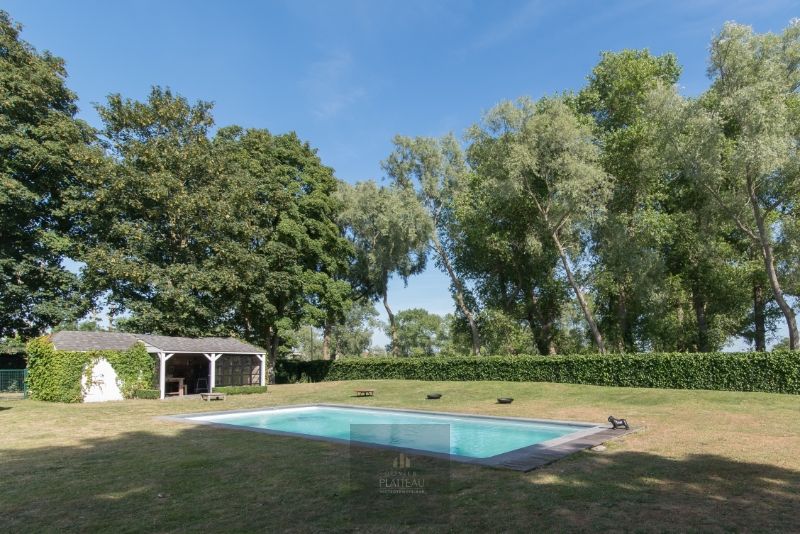 Uitzonderlijke villa op 3299m² gelegen op toplocatie te Nieuwpoort-Bad. foto 13